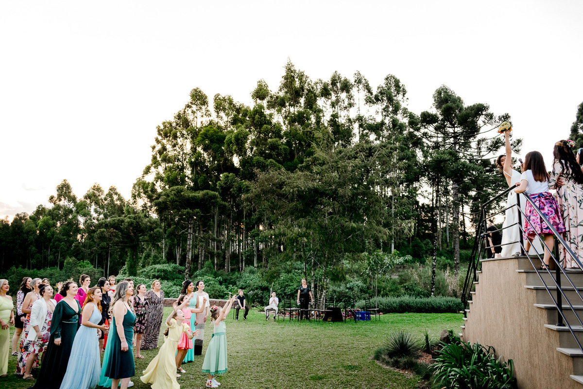 casamento de dia; casamento boho; noiva linda; vestido de noiva; diego fotografias; festa de casamento; buquê da noiva; 