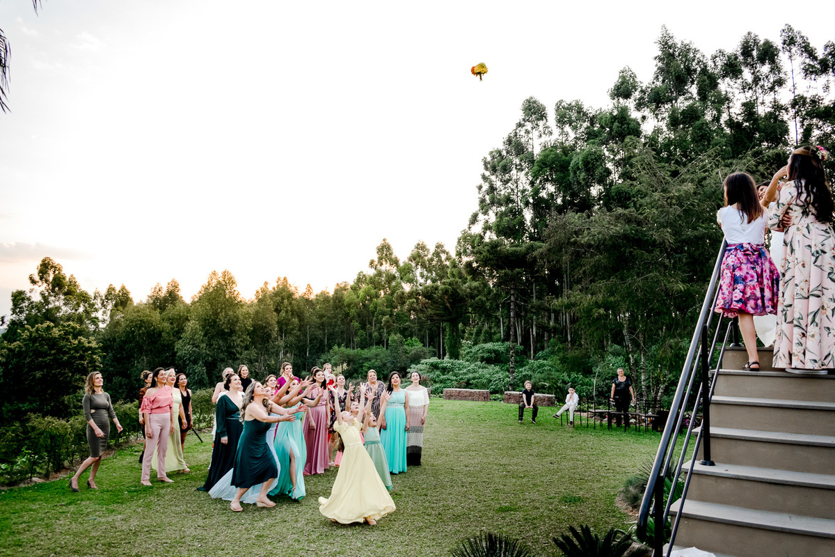 casamento de dia; casamento boho; noiva linda; vestido de noiva; diego fotografias; festa de casamento; buquê da noiva; 