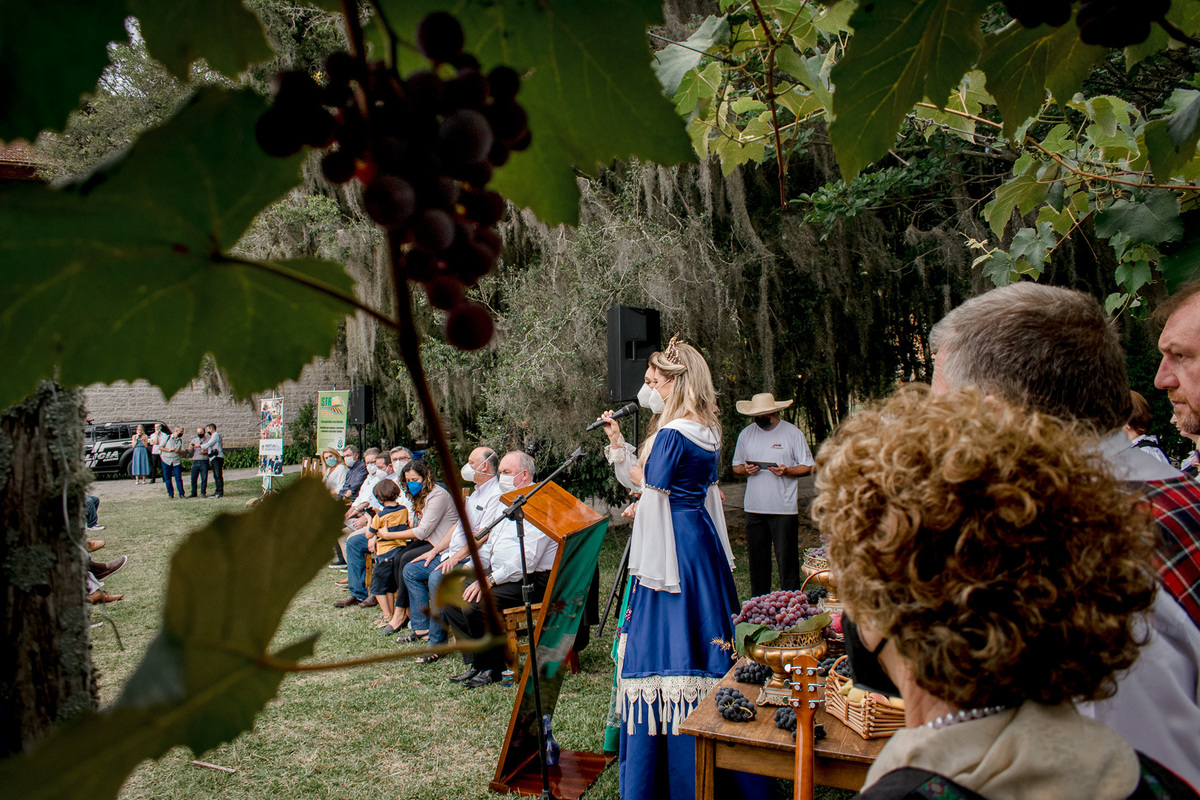 vindima, adiló didomenico, randolfe vieira júnior, merceretto, caxias do sul, bispo, soberanas festa da uva