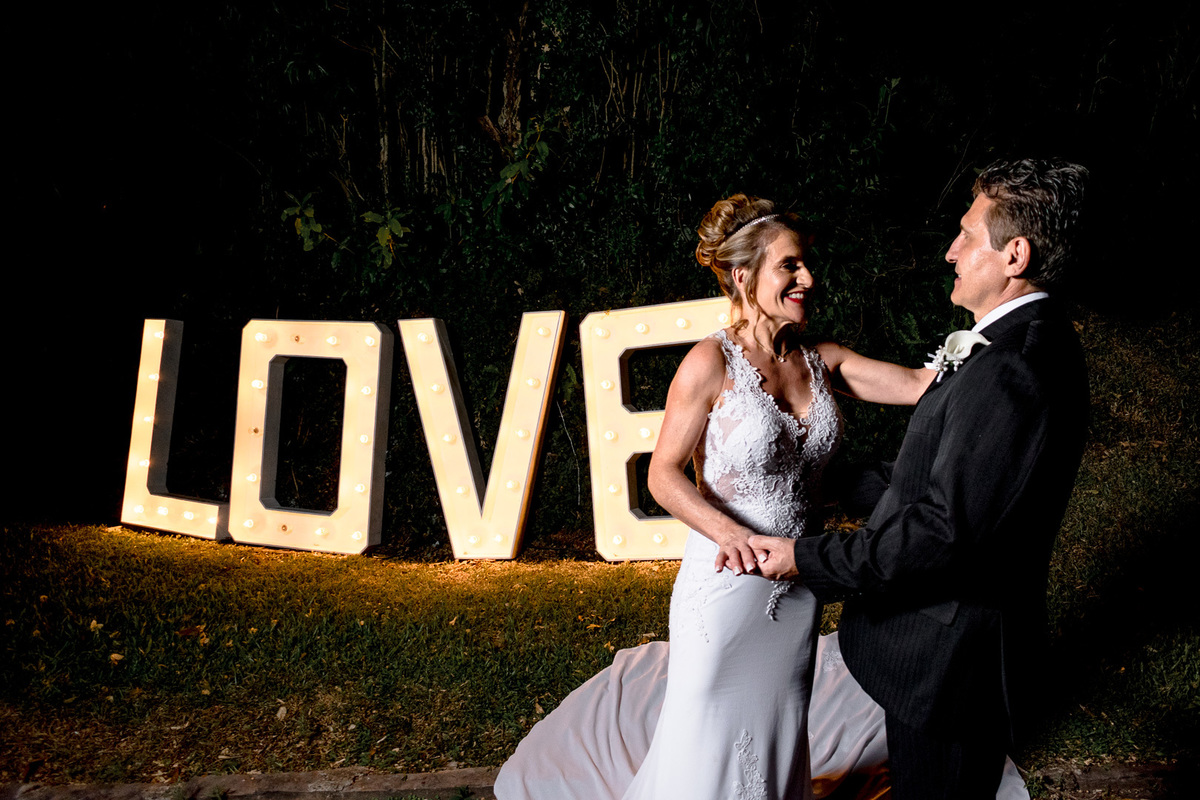 foto dos noivos, cantina merceretto, vinícola, caxias do sul