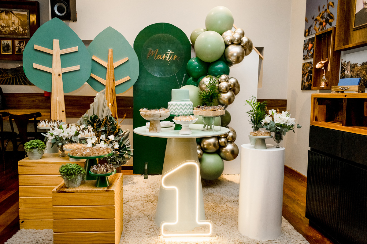 Festa infantil; Di Paolo; Gabi Zolet, Tiago Moschen, Palhaça Gominha, Seja Doce balões