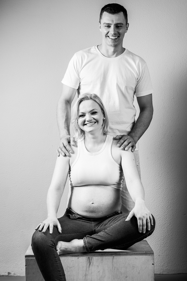 ensaio gestante; gestante fitnes; gestante; fotógrafo de gestantes; academia; gestante linda; Caxias do Sul