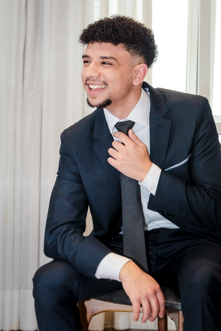 dia do noivo; hotel Intercity; fotógrafo de casamentos; terno do noivo; retrato do noivo