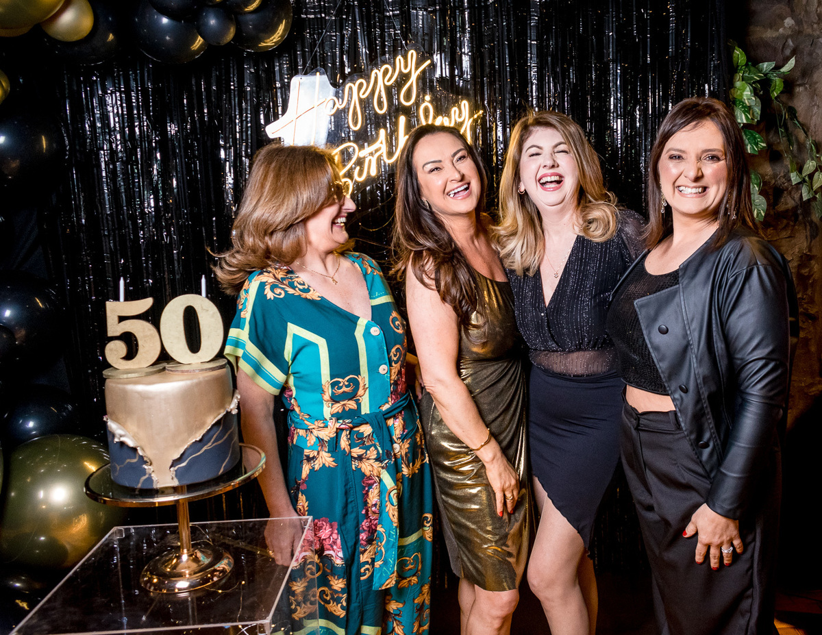 aniversário; tannat wine bar, 50 anos, caxias do sul, aniversariante