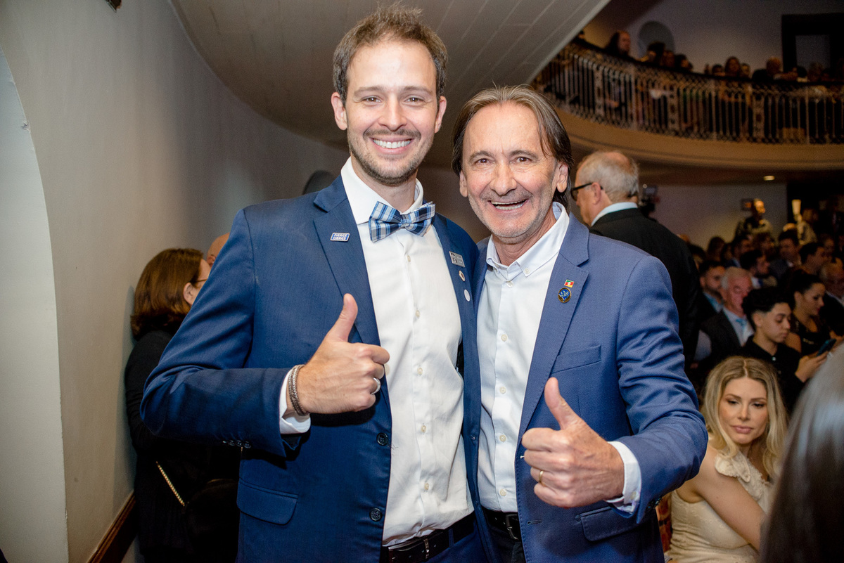 PREMIO ENGENHEIRO DO ANO 2024; SOCIEDADE DE ENGENHARIA DO RS; SENGS, CREA-RS; THEATRO SÃO PEDRO; RAFAEL SACCHI; JUVIR COSTELLA; SICEPOT RS