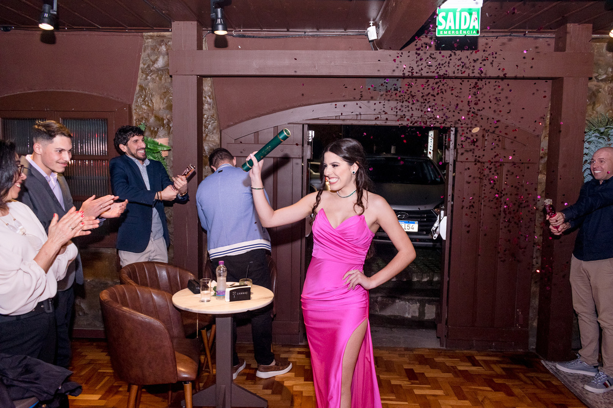 enfermagem; técnica de enfermagem, formatura, formanda, fotógrafo de formatura, caxias do sul, serra gaúcha; UCS; formanda linda