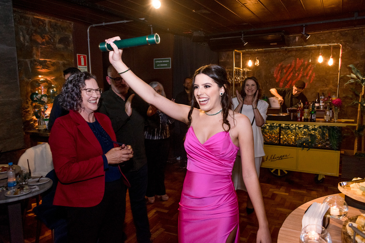 enfermagem; técnica de enfermagem, formatura, formanda, fotógrafo de formatura, caxias do sul, serra gaúcha; UCS; formanda linda