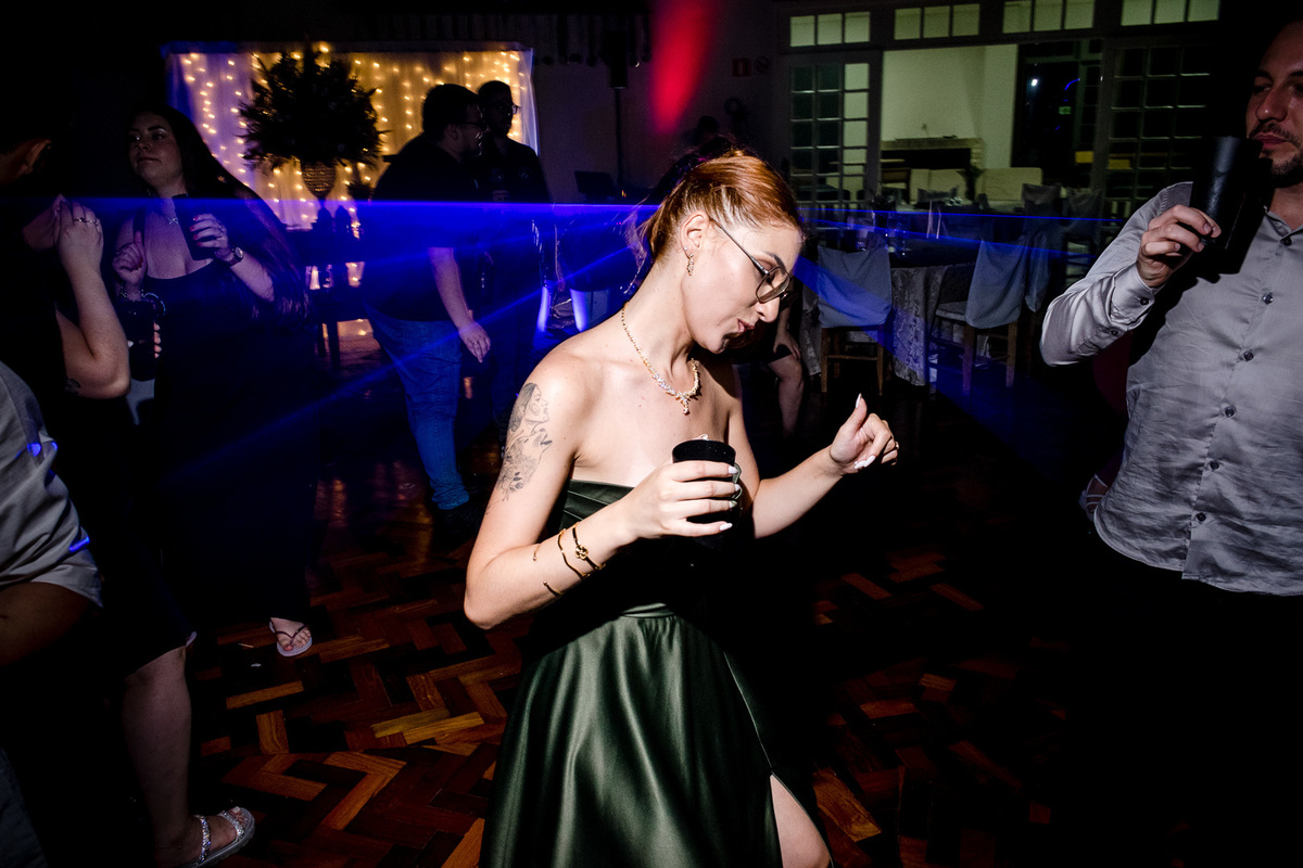 formanda, formatura de medicina; medicina; fotografia de formatura; fotógrafo caxias do sul e farroupilha; ensaio formatura; festa de formatura;  vodka absolute