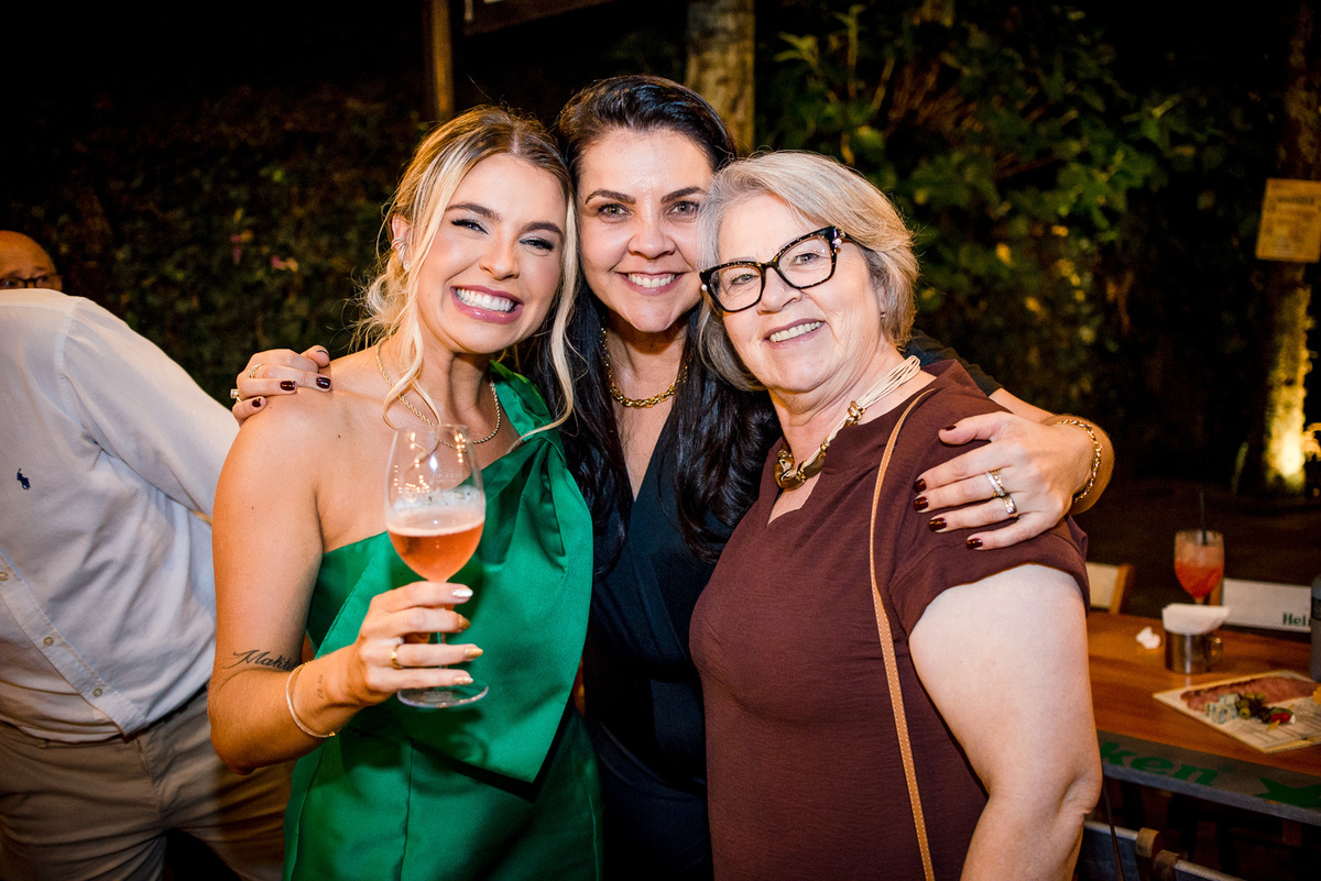 formanda com a mãe; rocca garden; formatura