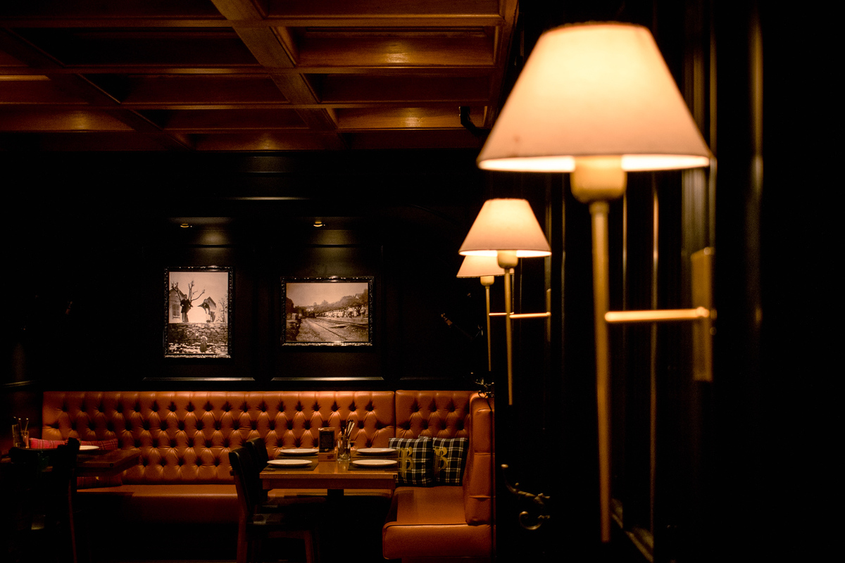 blauth bier; arquitetura; formatura; vestido azul; loira linda; recepção de formatura; fotógrafo de formatura; Farroupilha; 