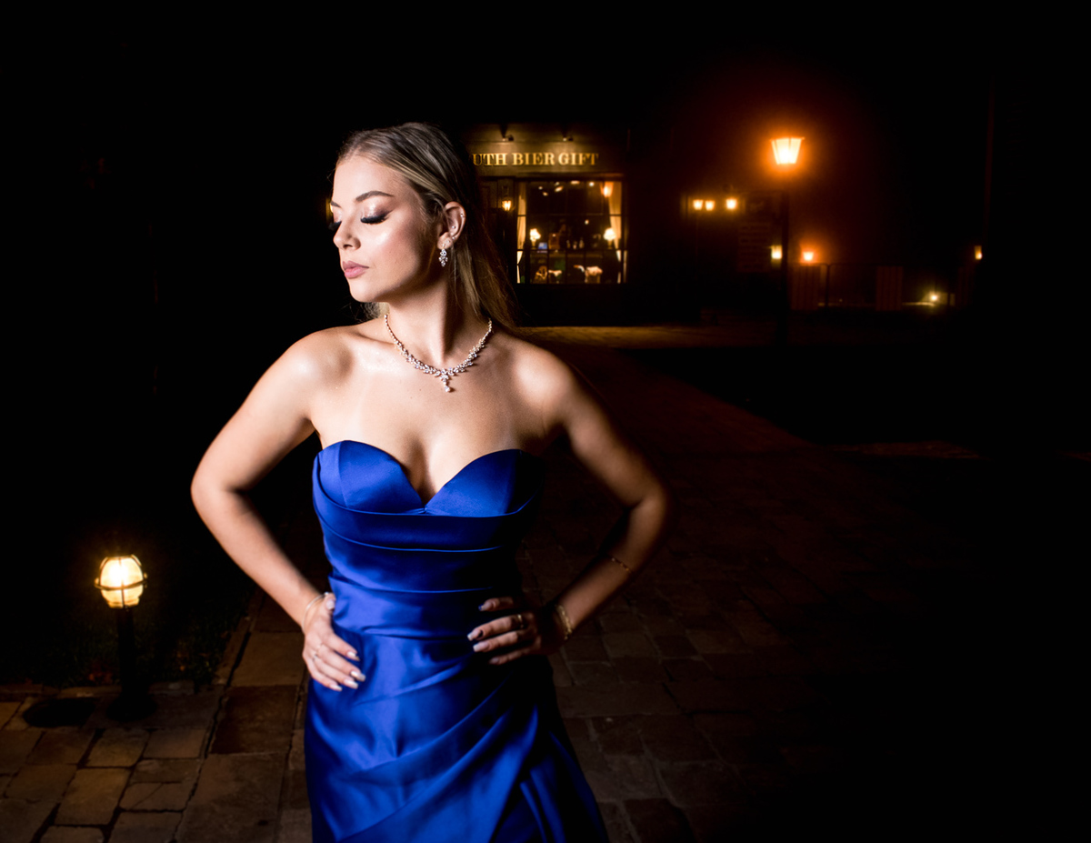 blauth bier; arquitetura; formatura; vestido azul; loira linda; recepção de formatura; fotógrafo de formatura; Farroupilha; 