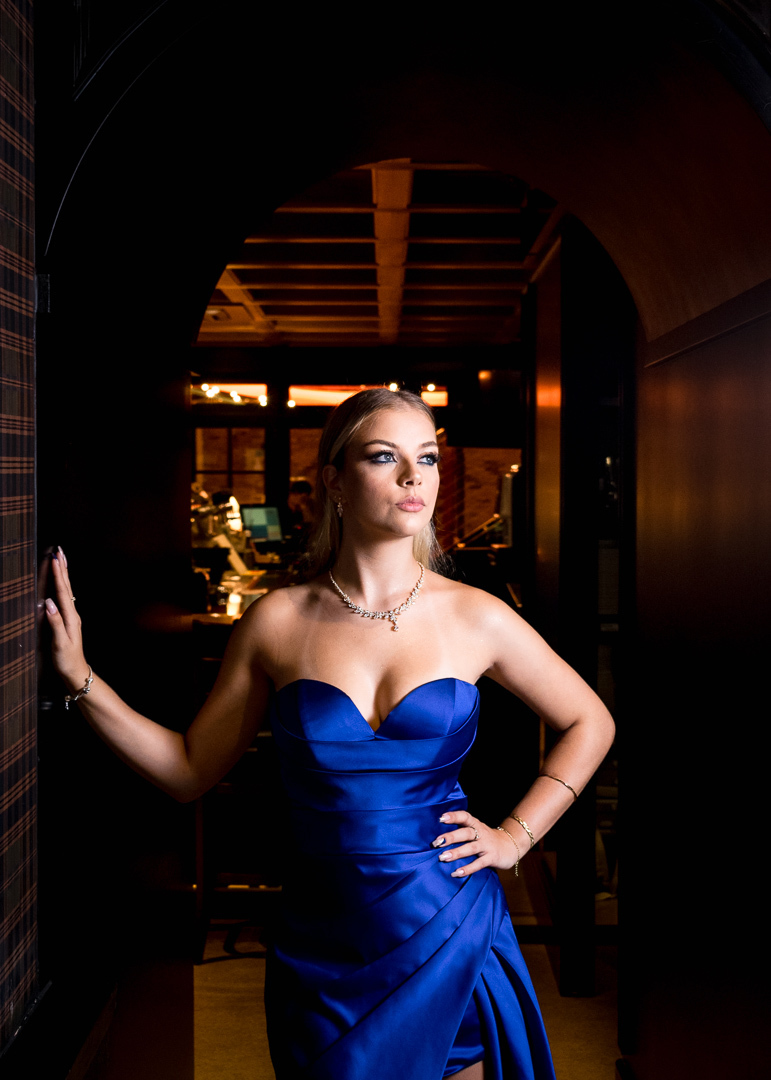 blauth bier; arquitetura; formatura; vestido azul; loira linda; recepção de formatura; fotógrafo de formatura; Farroupilha; 