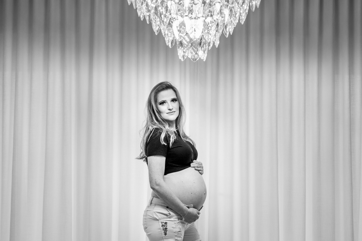 gestante linda; ensaio gestante; gestante; gestante elegante; gestante chique; fotógrafo de gestante; família elegante; alto padrão; família feliz; 