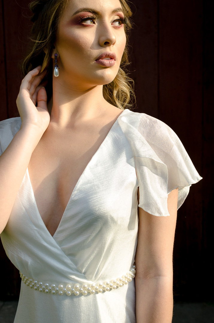 noiva elegante; buque de noiva; casamento; caxias do sul; vinícola; noivas; vestido de noiva; fotógrafo de casamento;