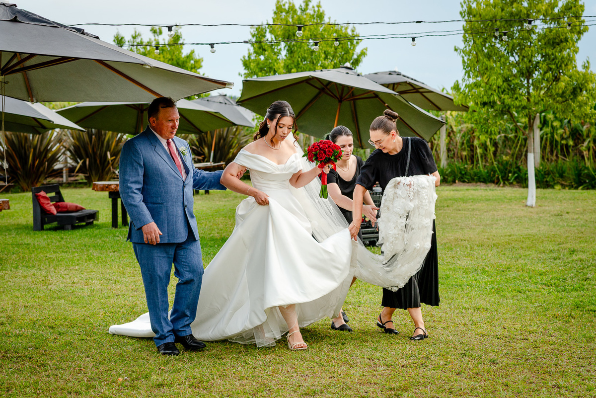 CerimonialistaTatiana Scheibel; noiva com o pai; casamento serra gaúcha; 