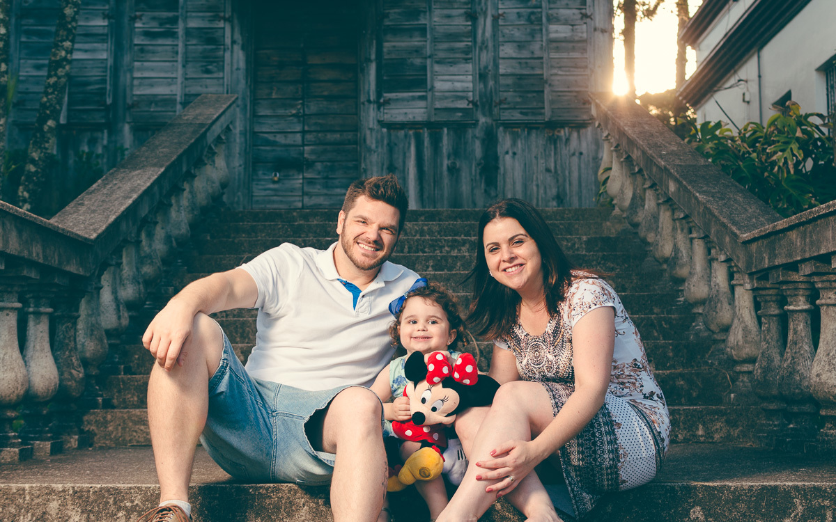 retrato de família pôr de sol escadas