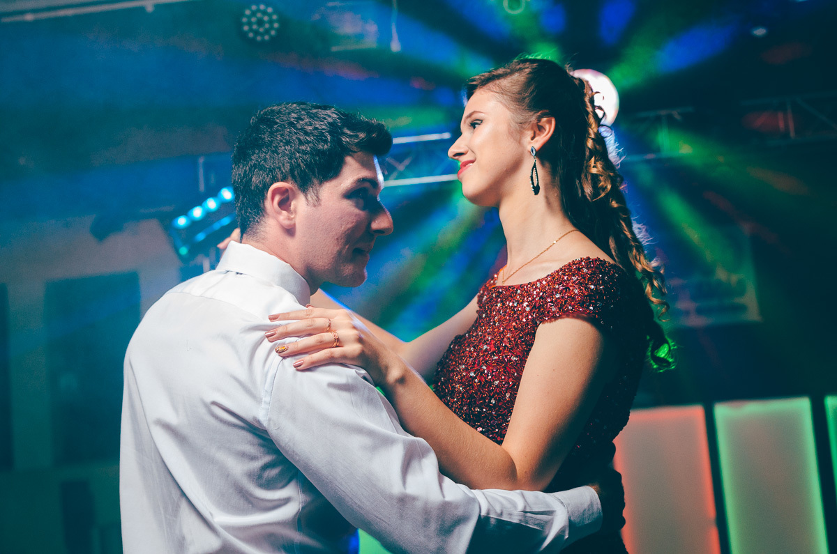 baile de formatura vestido vermelho
