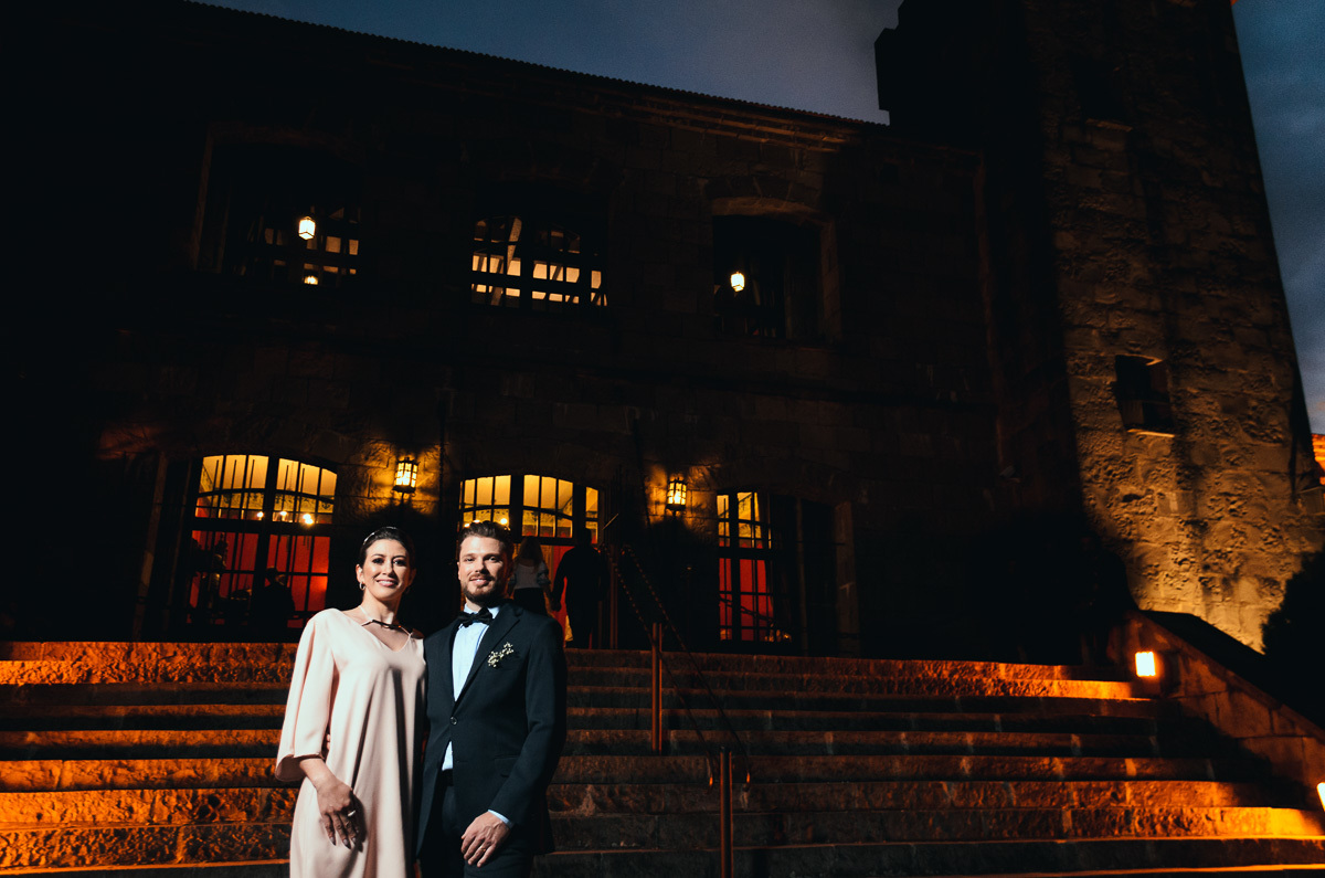 Chateau Lacave, fotografo Caxias do Sul, Casamentos, Diego Fotografias, castelo, noivos, noiva, carro antigo, f1000, casamento de dia, barril, vinícola