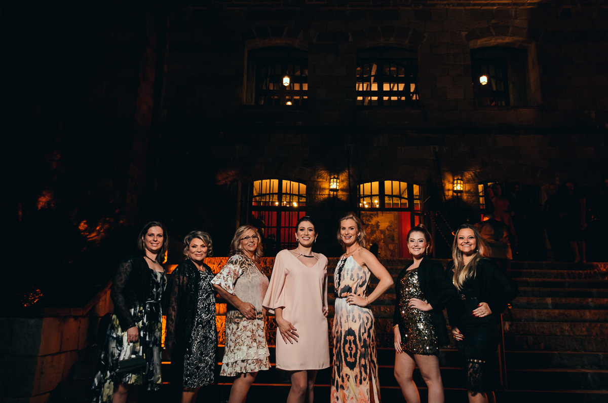 Chateau Lacave, fotografo Caxias do Sul, Casamentos, Diego Fotografias, castelo, noivos, noiva, carro antigo, f1000, casamento de dia, barril, vinícola