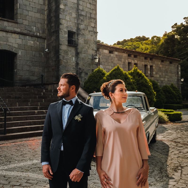 Chateau Lacave, fotografo Caxias do Sul, Casamentos, Diego Fotografias, castelo, noivos, noiva, carro antigo, f1000, casamento de dia