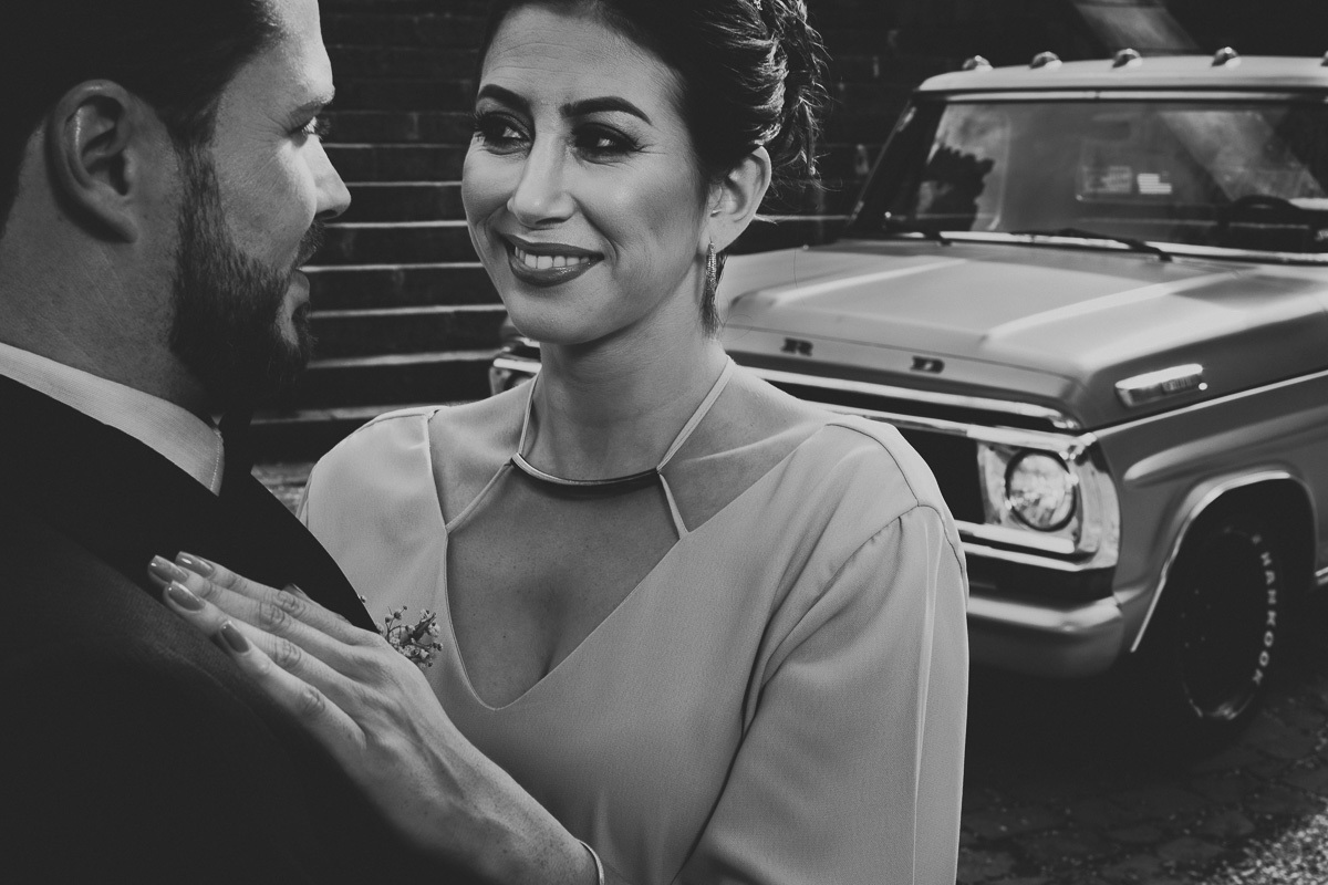 Chateau Lacave, fotografo Caxias do Sul, Casamentos, Diego Fotografias, castelo, noivos, noiva, carro antigo, casamento de dia