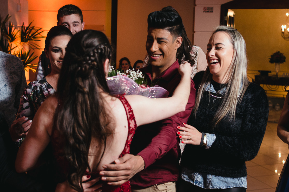 formatura caxias do sul, fotógrafo de formaturas, vestido vermelho, diego fotografias