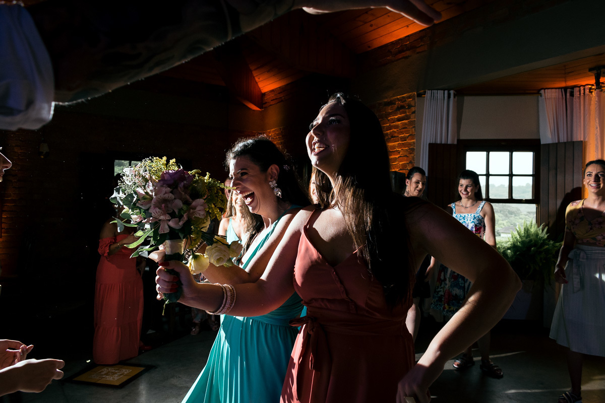 casamento diurno, casamento boho chique, casar de dia, fotógrafo de casamento, ana dotto atelier, festa de casamento, buquê da noiva, arremesso do buquê