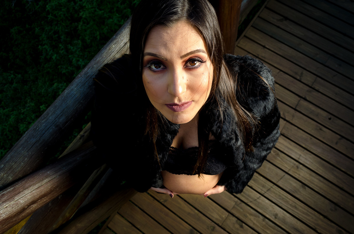 gestante, ensaio gestante, fotos de gestante, vestido azul gestante, cachoeira dos borges, ensaio gestante, cabanas, gestante, trip advisor, decolar, booking, fotógrafo de gestante