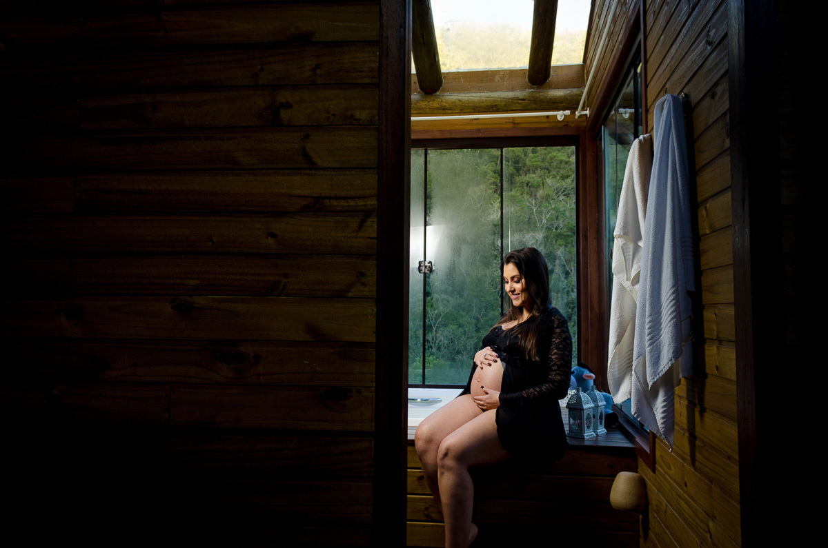 gestante, ensaio gestante, fotos de gestante, vestido azul gestante, cachoeira dos borges, ensaio gestante, cabanas, gestante, trip advisor, decolar, booking, fotógrafo de gestante, jacuzzi gestante, banheira gestante