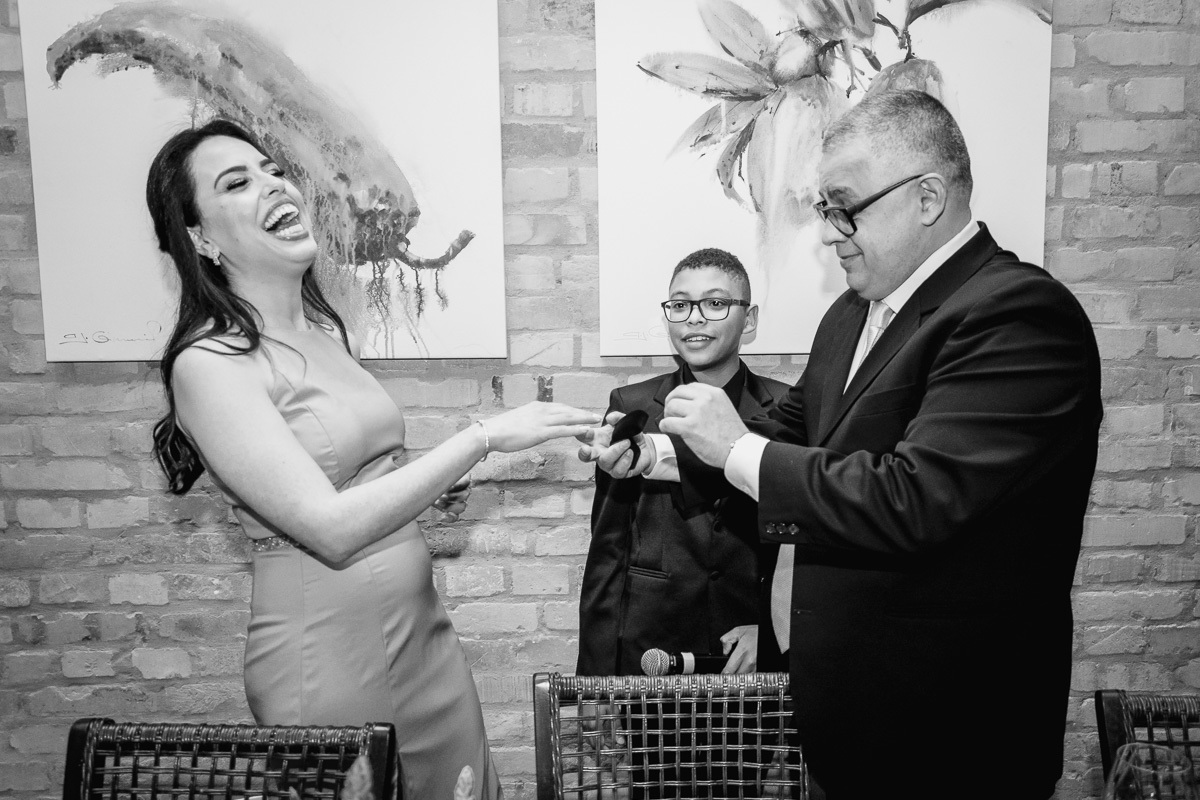 decoração, formatura, janta de formatura, criança em festa, fotógrafo criativo, diego fotografias, abraço, pai filha