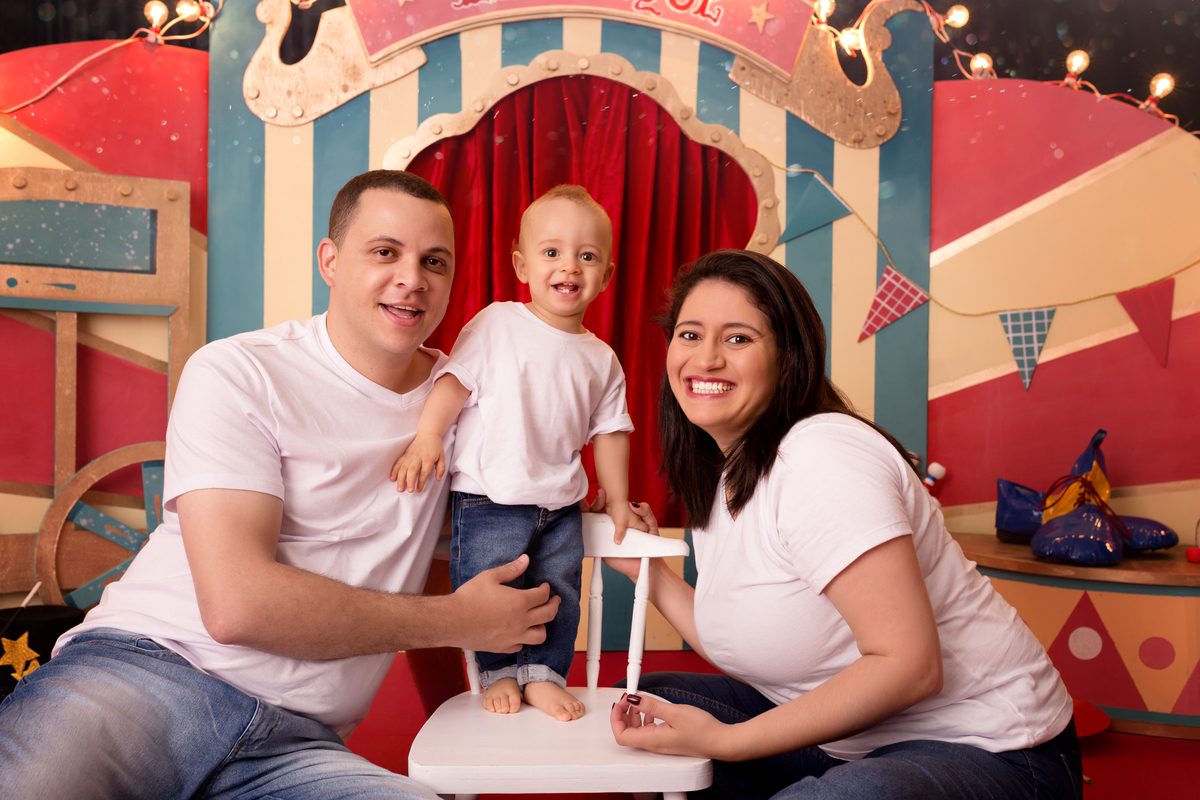 Ensaio Smash the Cake em Guarulhos - tema: Circo