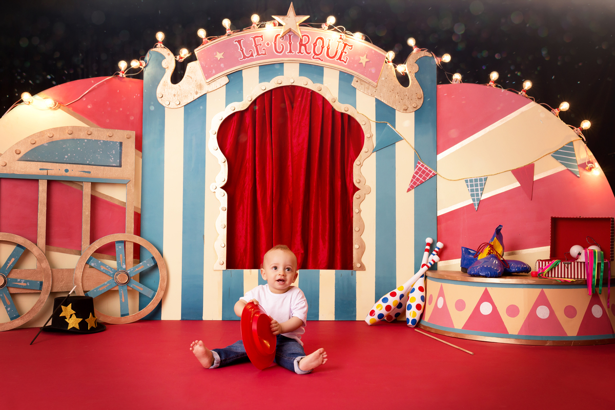 Ensaio Smash the Cake em Guarulhos - tema: Circo