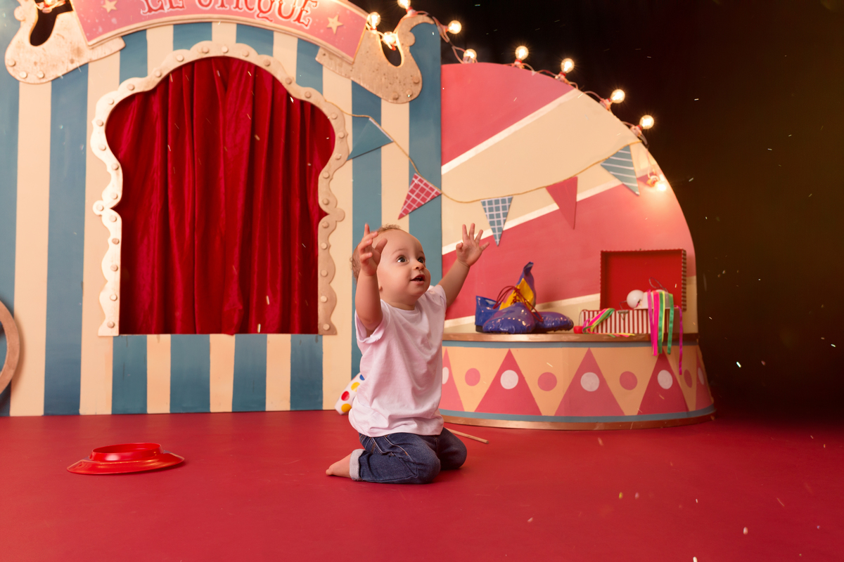 Ensaio Smash the Cake em Guarulhos - tema: Circo