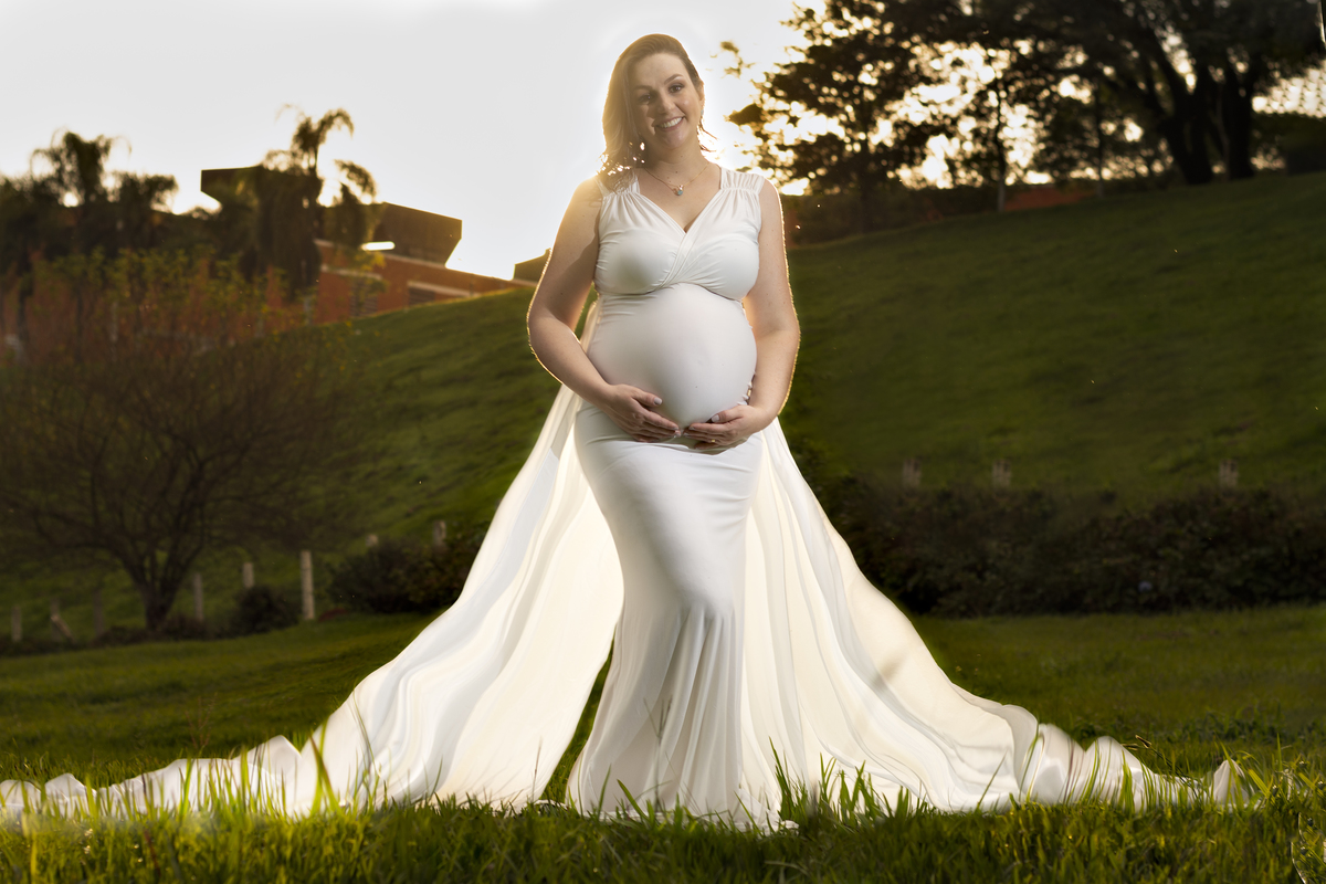 Ensaio lindo da gestante Fabi realizado em Ponta Grossa/PR clicks Karol Monarini - Estudio Olhos da Alma Fotografia