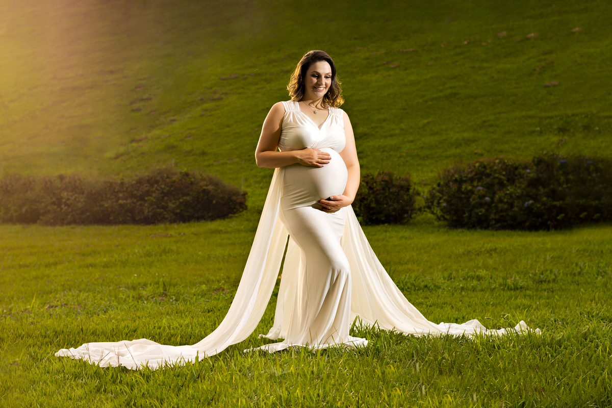 Ensaio lindo da gestante Fabi realizado em Ponta Grossa/PR clicks Karol Monarini - Estudio Olhos da Alma Fotografia