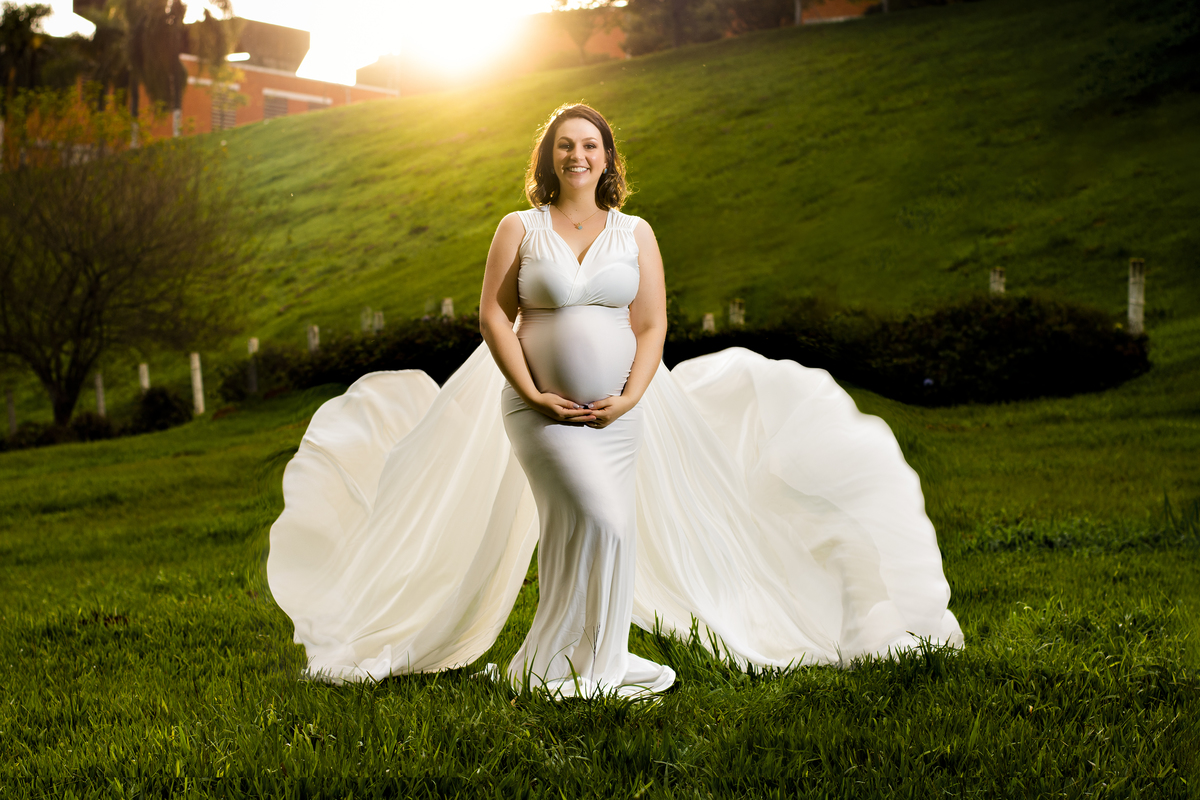 Ensaio lindo da gestante Fabi realizado em Ponta Grossa/PR clicks Karol Monarini - Estudio Olhos da Alma Fotografia