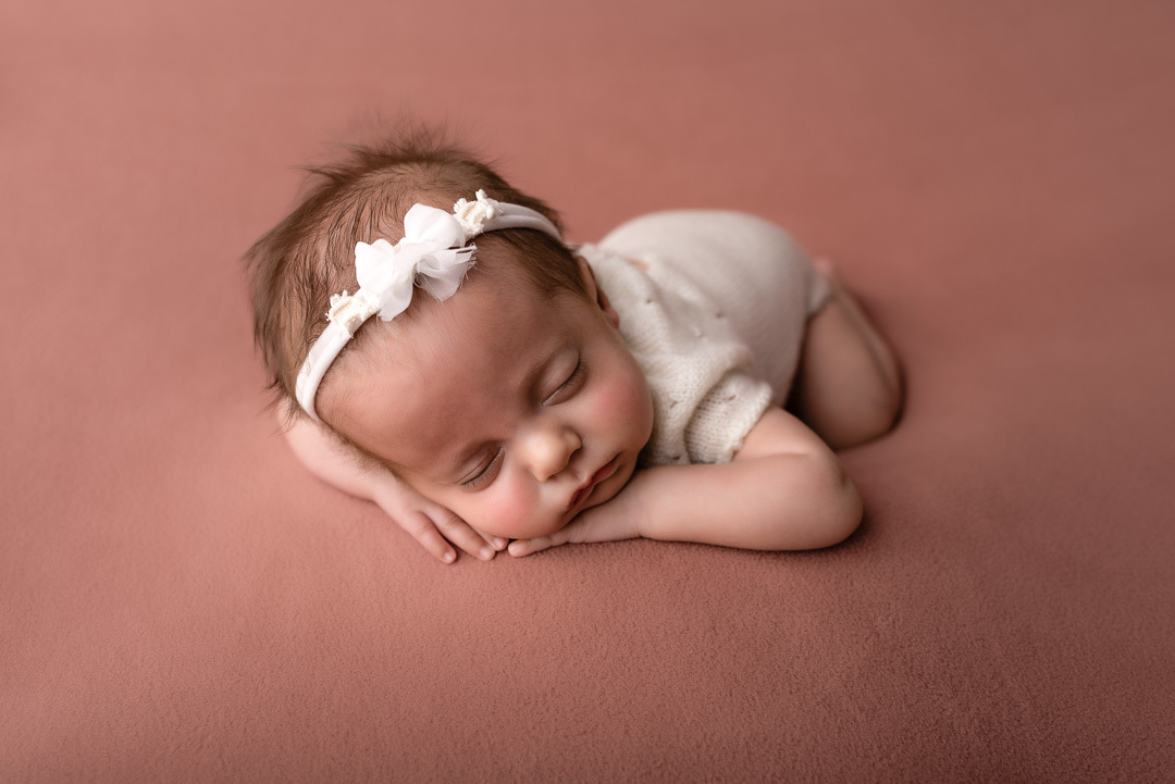 Ensaio Newborn - Ponta Grossa - Isabela 96 dias de vida