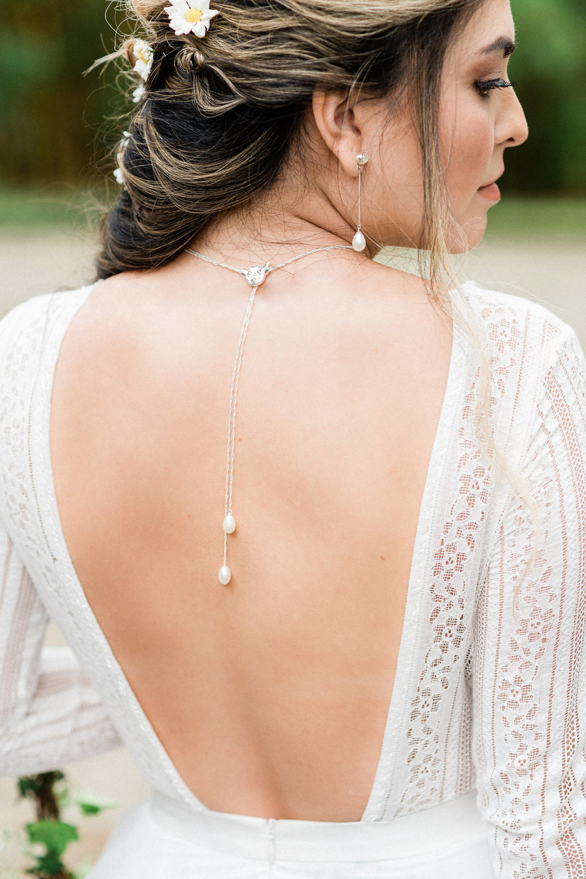 colar de costas para noivas