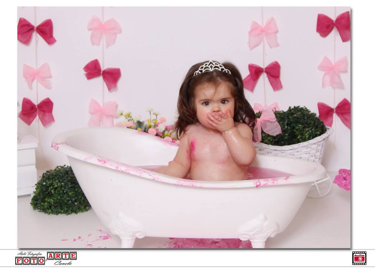 Mirela - smash the cake