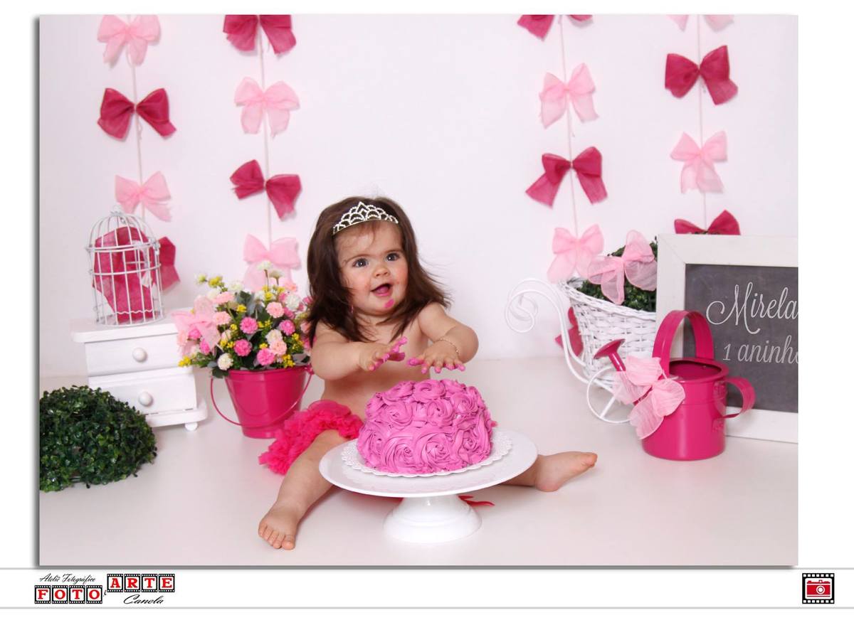 Mirela - smash the cake