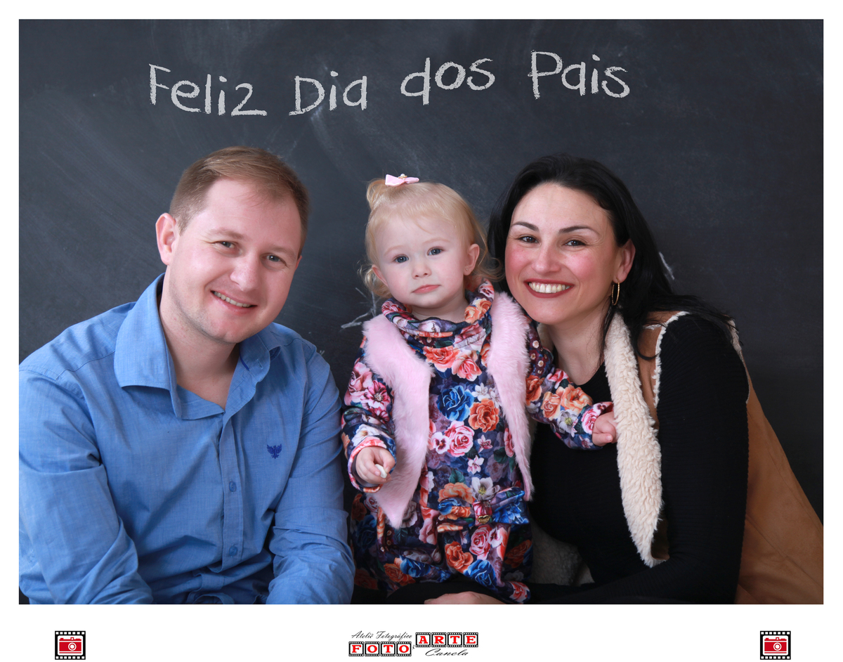 Papai Maiquel e Maria Luiza e a Mamãe Rita