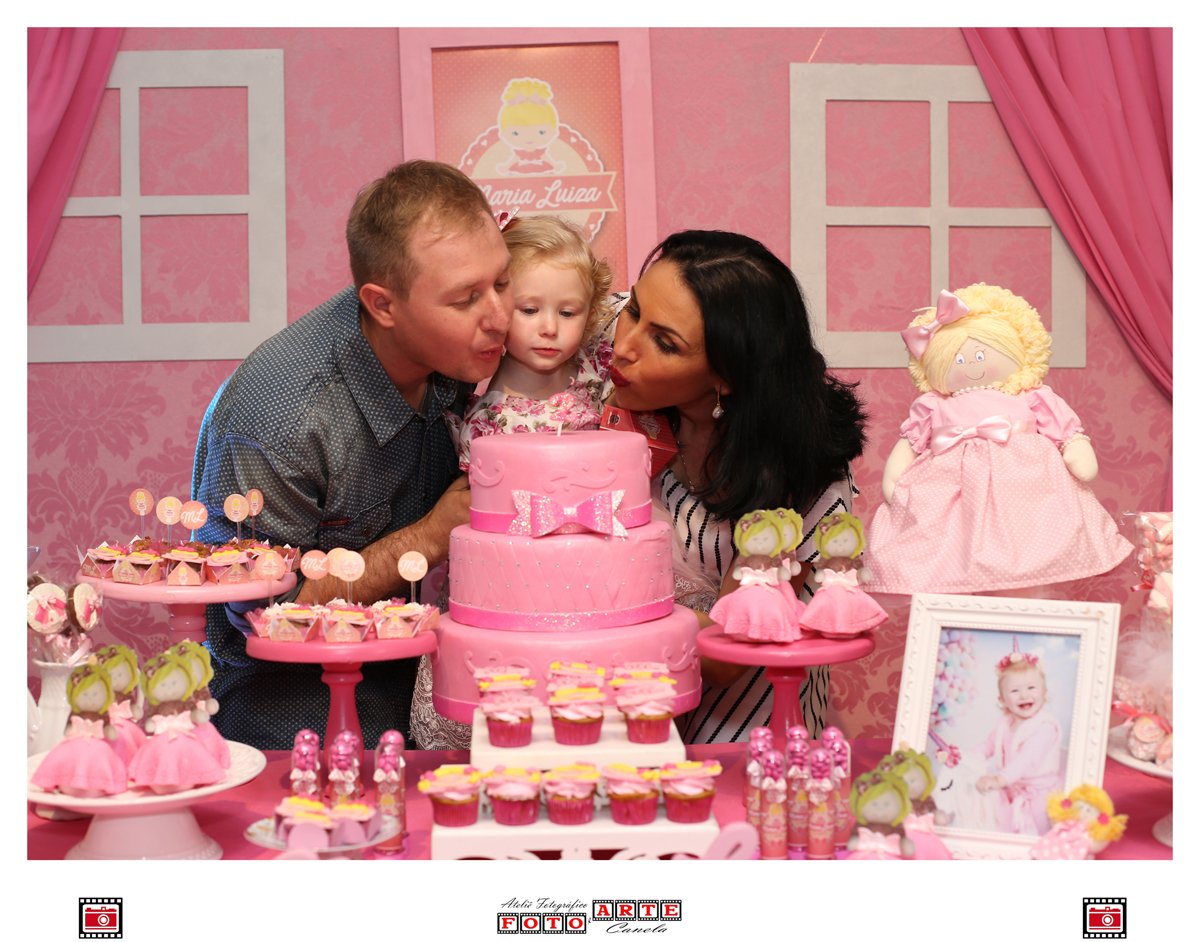 Maria Luiza com Mamãe e Papai