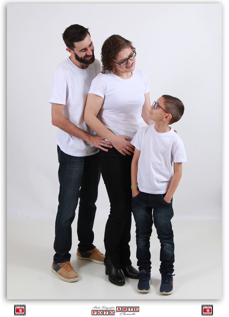 família se olhando