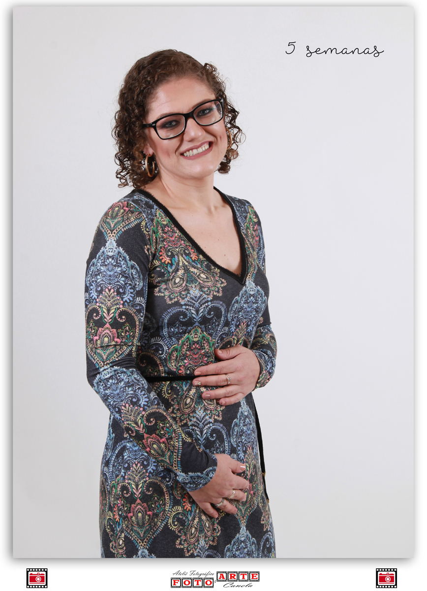 gestante segurando a barriga