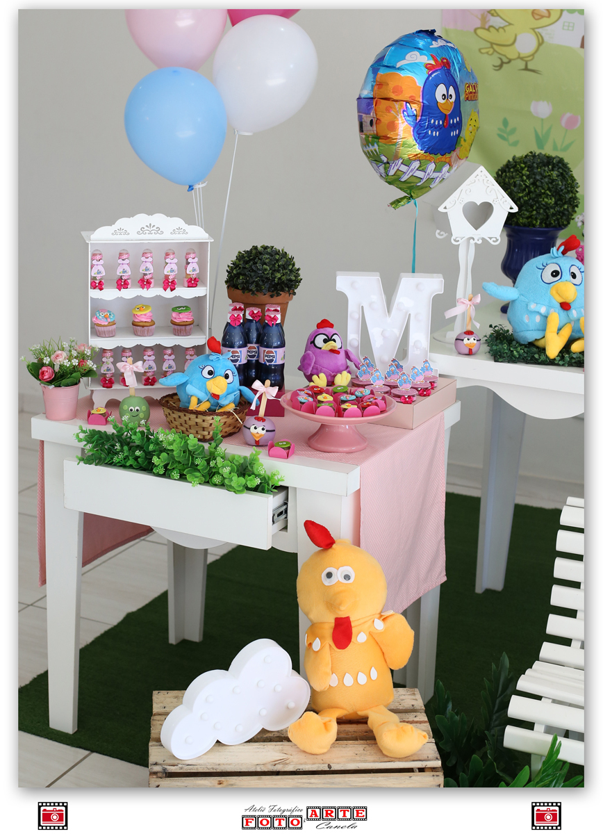 mesa lateral decorada