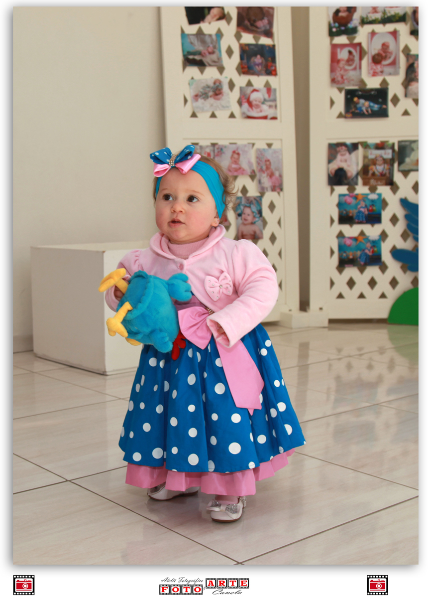 aniversariante caminhando