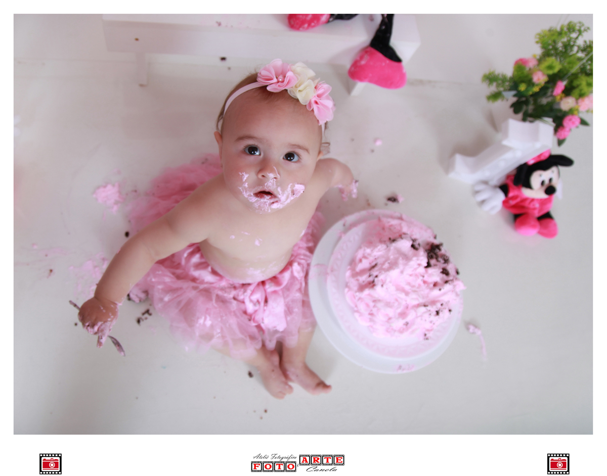 bolo rosa de smash the cake