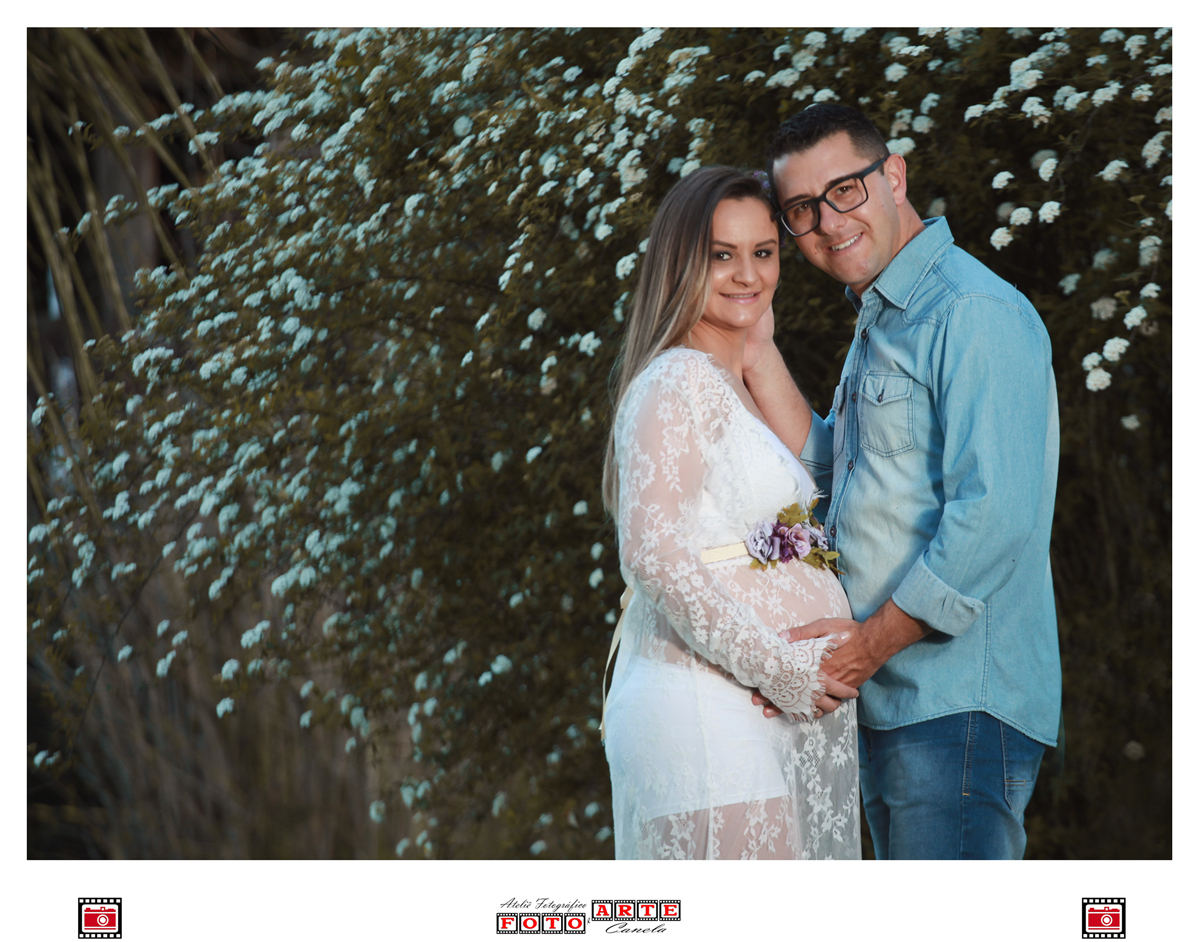 casal no jardim do Castelinho