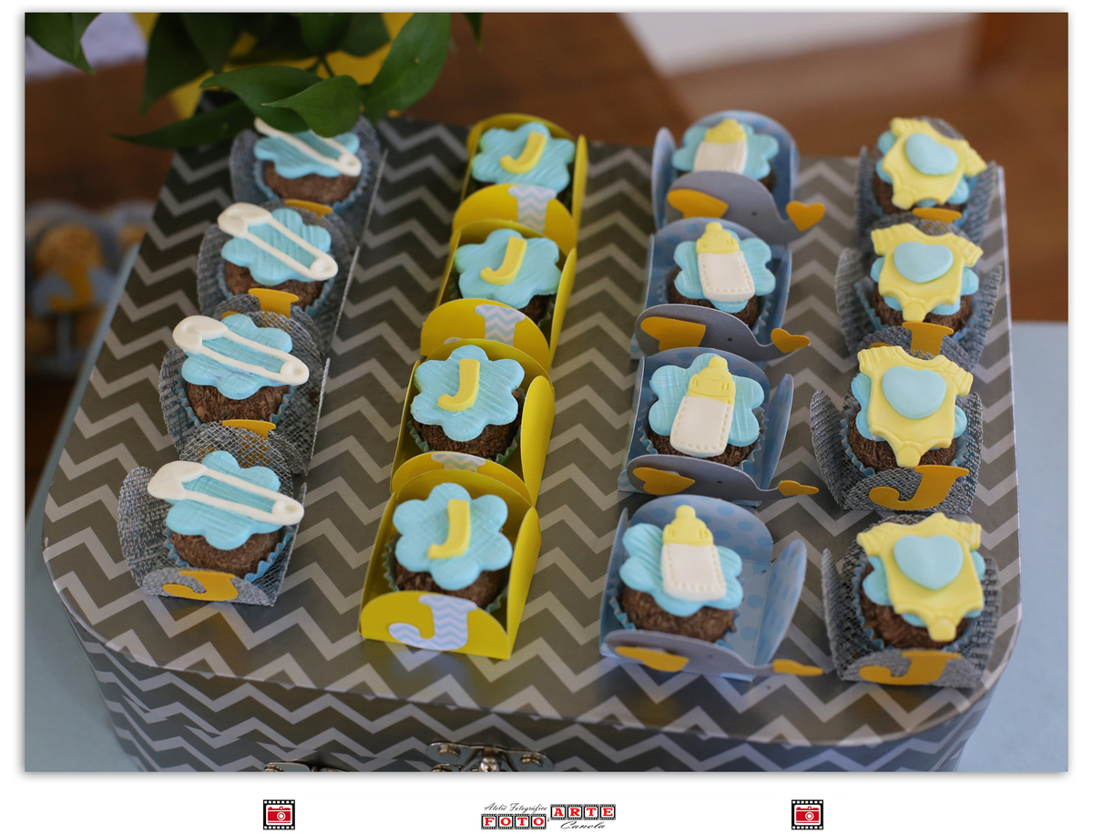 brigadeiros decoradinhos