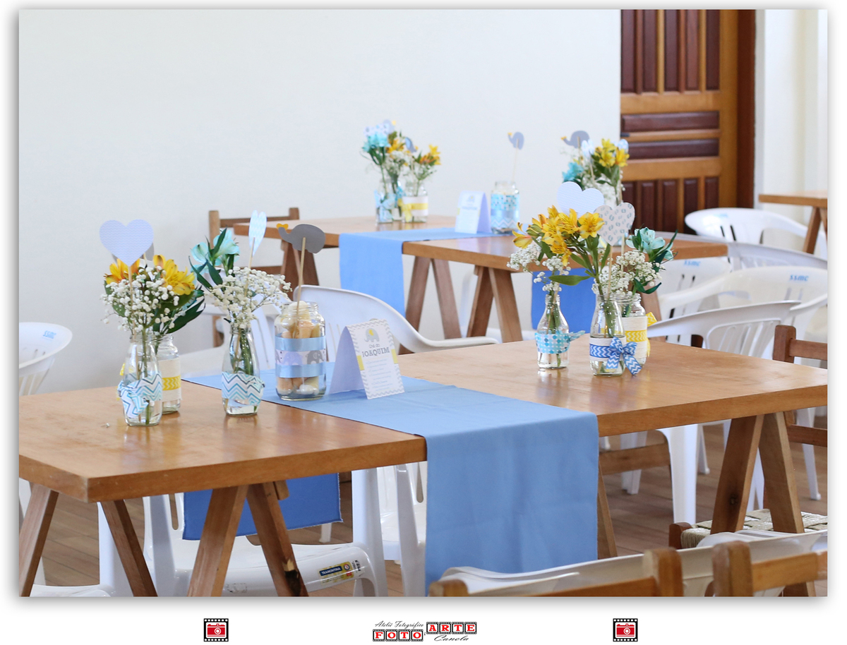 mesa para convidados decorada